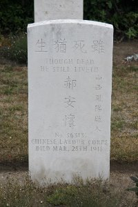 Les Baraques Military Cemetery Sangatte - Hao An Huai, 